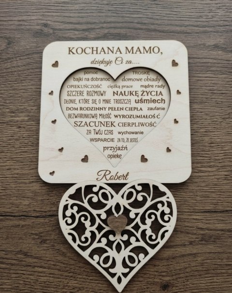 Drewniane Serce z Grawerem - Personalizowany Prezent dla Mamy