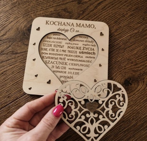 Drewniane Serce z Grawerem - Personalizowany Prezent dla Mamy